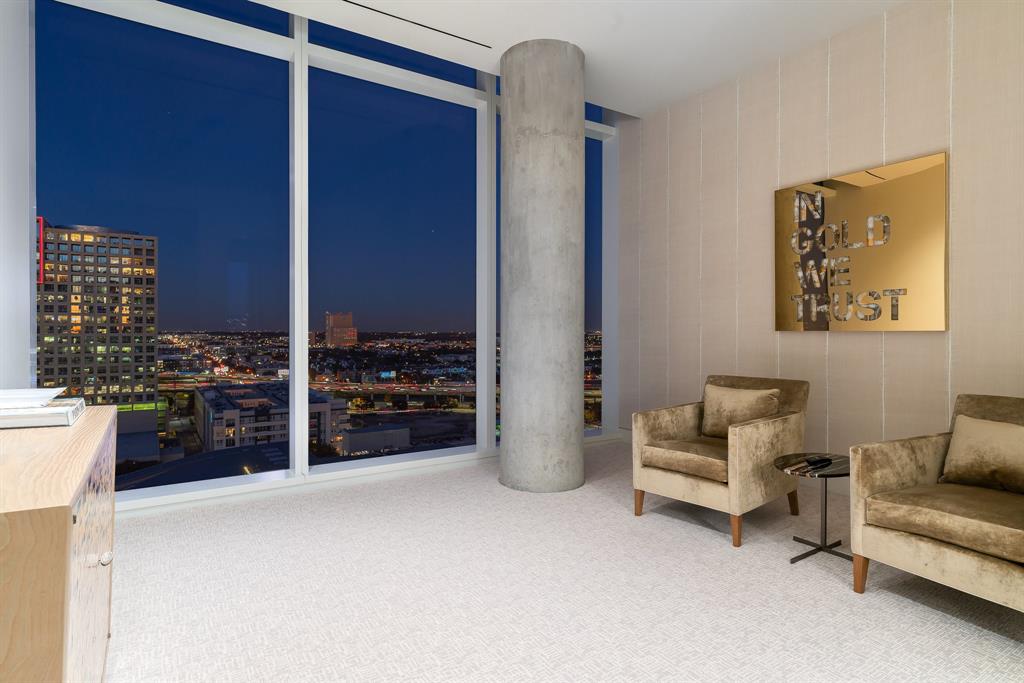 ARTS RESIDENCES CONDO - Residential