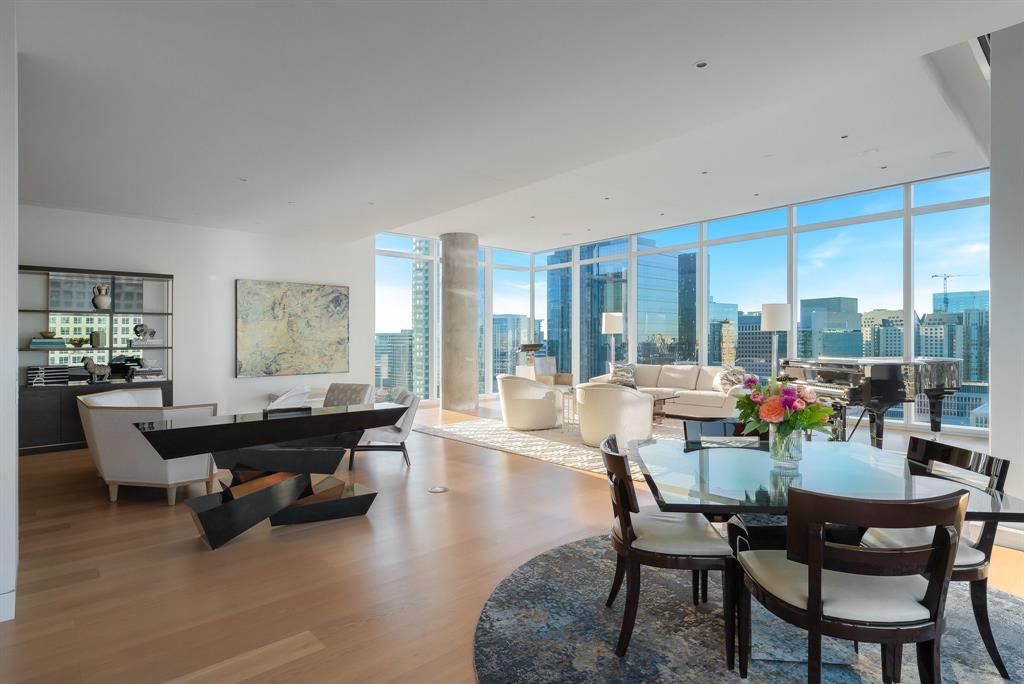 ARTS RESIDENCES CONDO - Residential