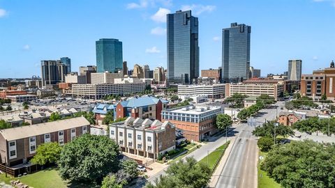 100 Alread Court Fort Worth TX 76102