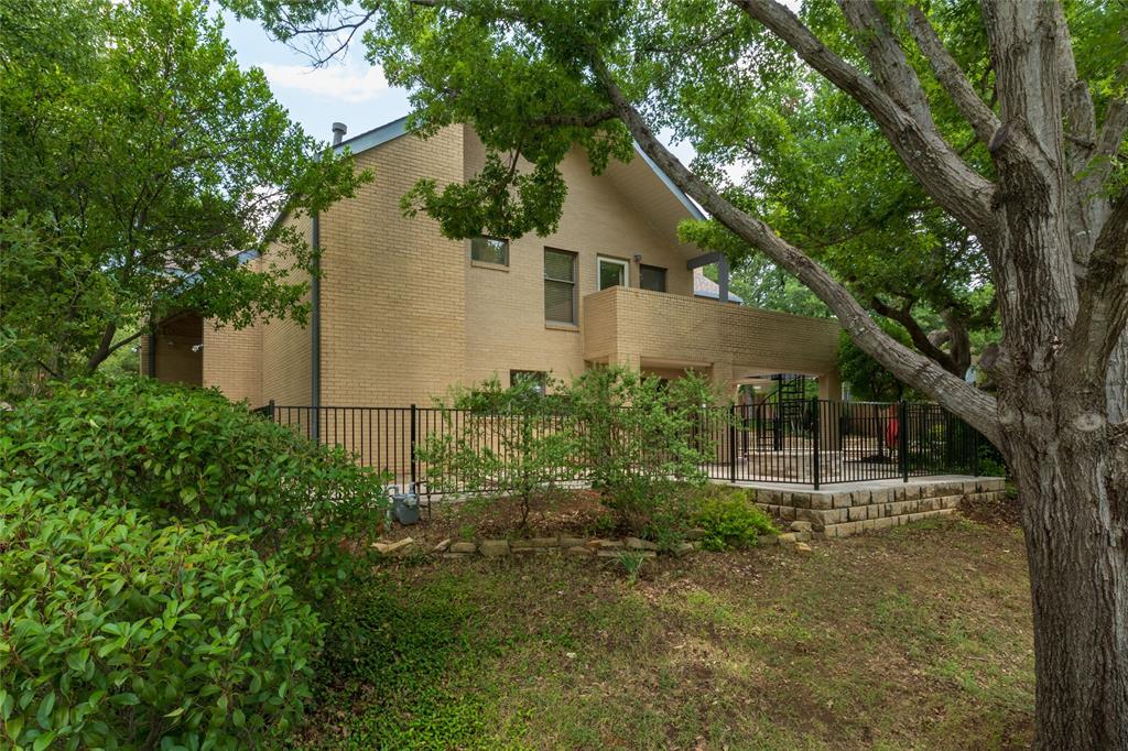 3505 Estates Drive