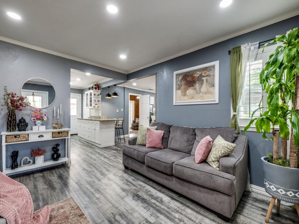 809 Dranguet Drive
