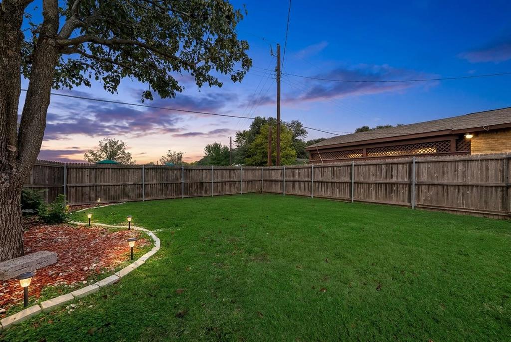 White Rock Village 01 - Residential