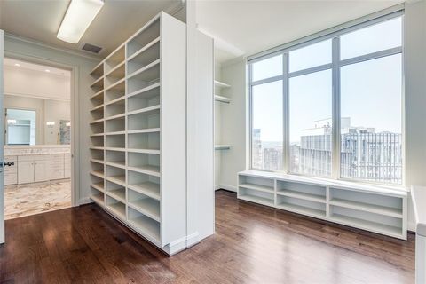 Tiny photo for 2555 N Pearl Street #2001, Dallas, TX 75201 (MLS # 20745579)