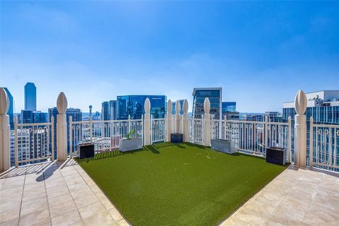 Tiny photo for 2555 N Pearl Street #2001, Dallas, TX 75201 (MLS # 20745579)