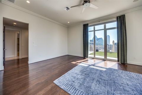 Tiny photo for 2555 N Pearl Street #2001, Dallas, TX 75201 (MLS # 20745579)