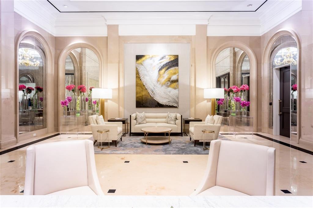 Ritz-Carlton Residences - Residential Lease