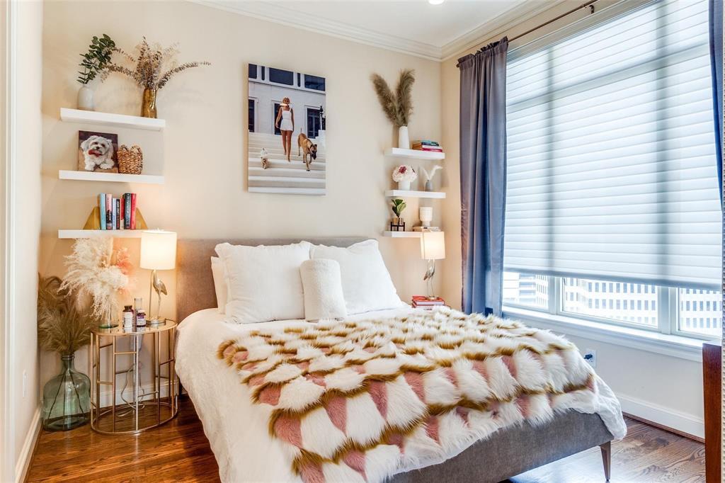 Ritz-Carlton Residences - Residential Lease