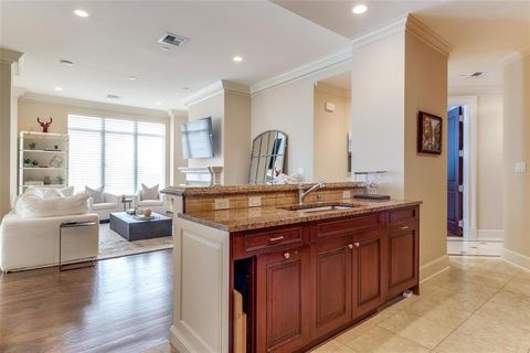 Tiny photo for 2525 N PEARL Street #1106, Dallas, TX 75201 (MLS # 21134144)