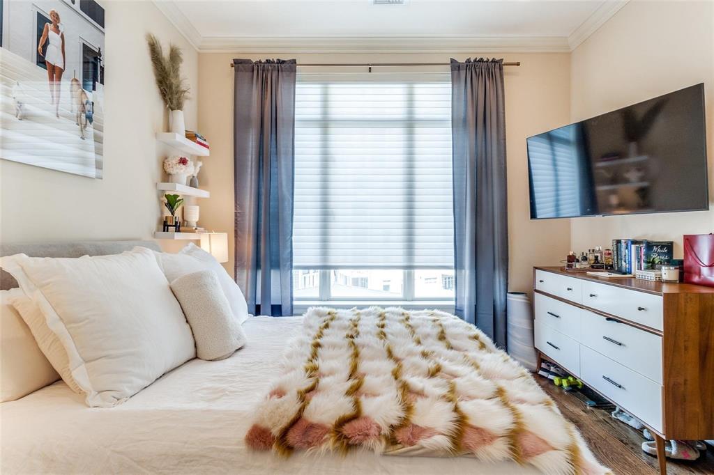 Ritz-Carlton Residences - Residential Lease