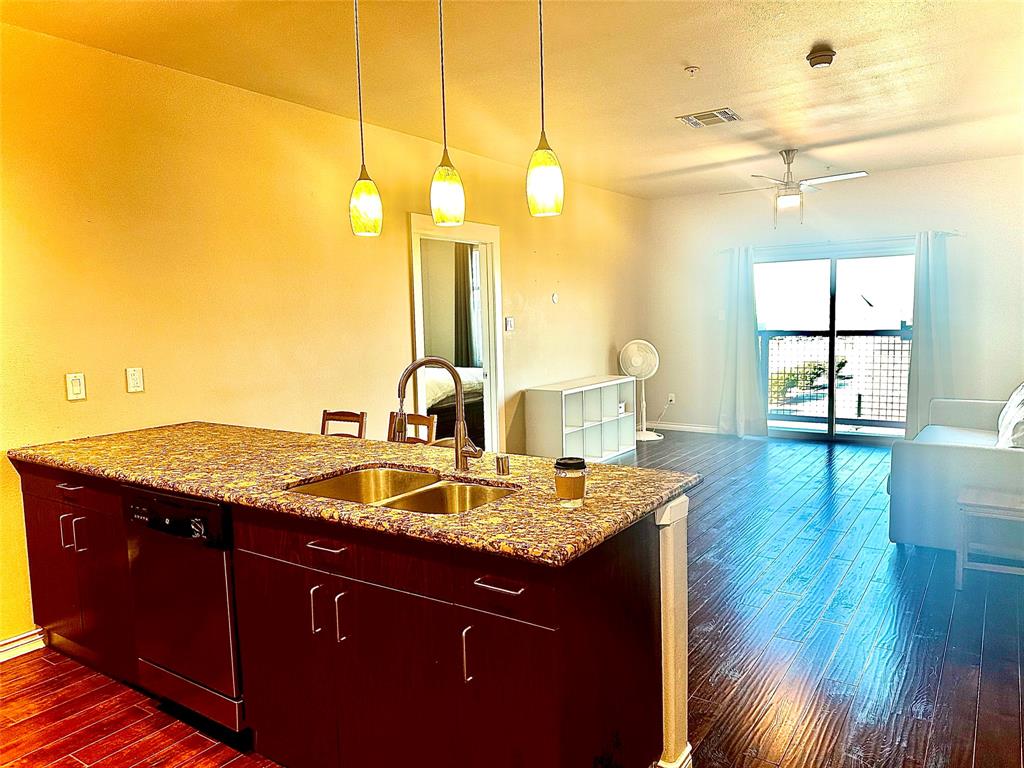 100 Trinity Mills Condo - Residential Lease