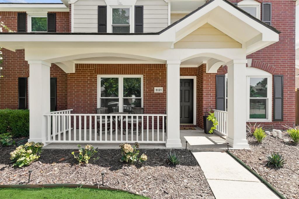 5121 Boxwood Lane