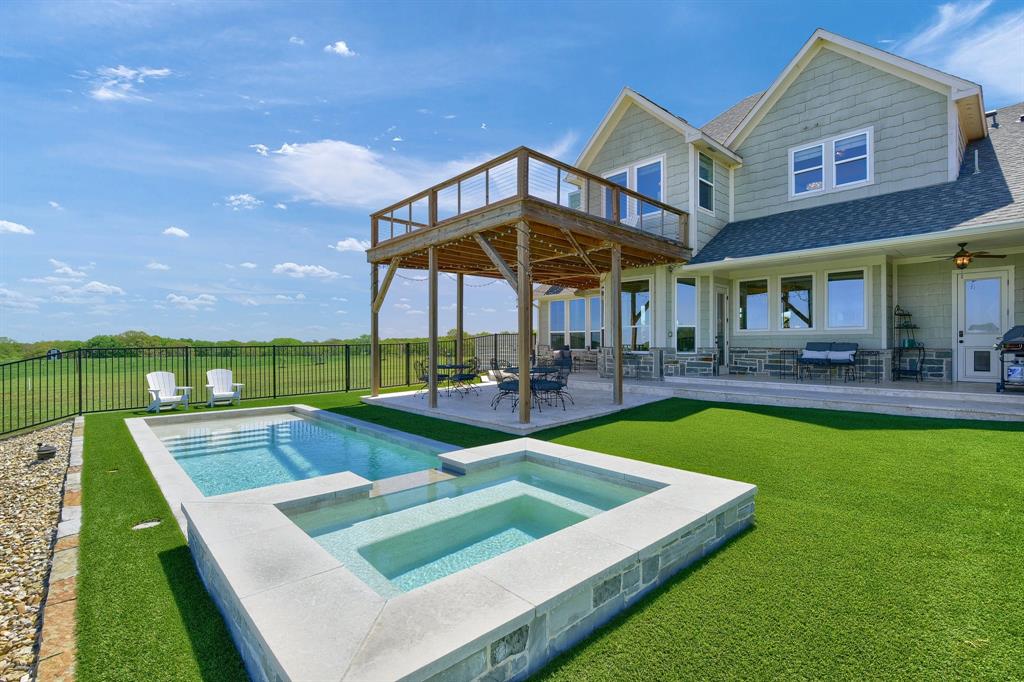 565 Oasis Drive