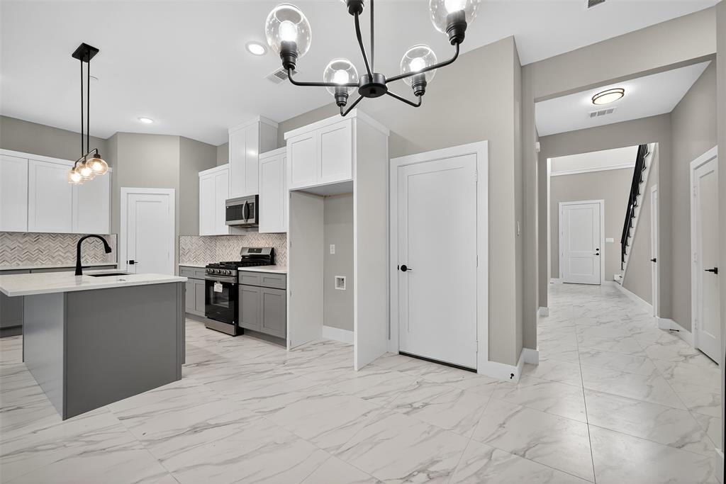 2366 Usman Drive