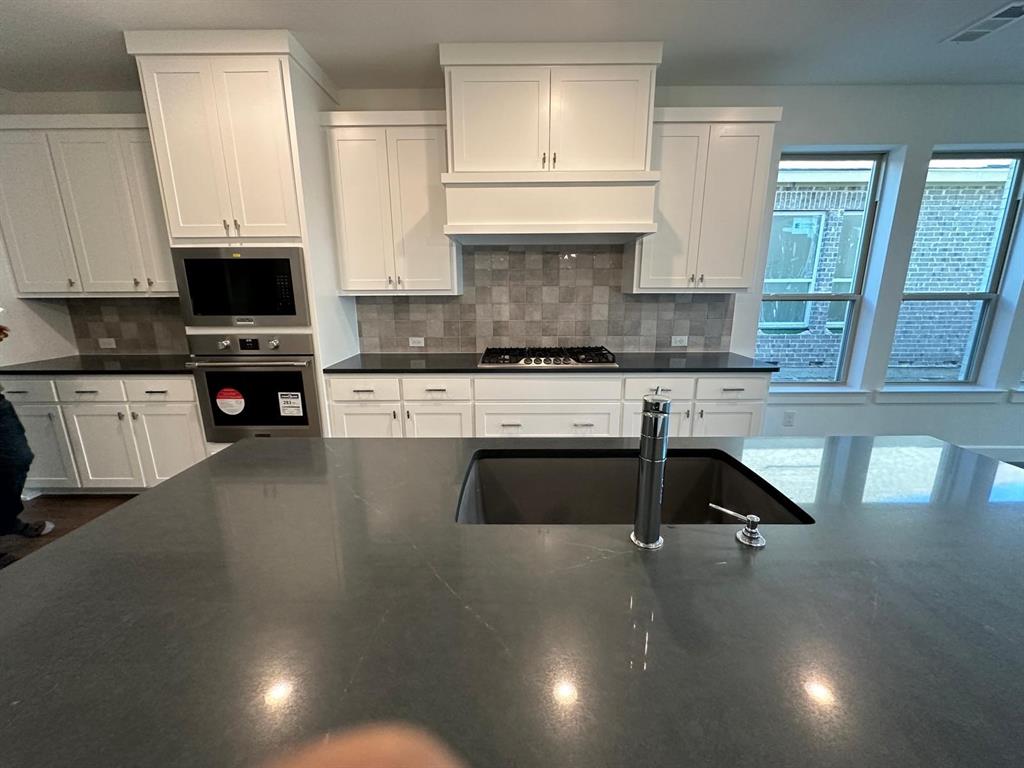 4221 Avocet Lane