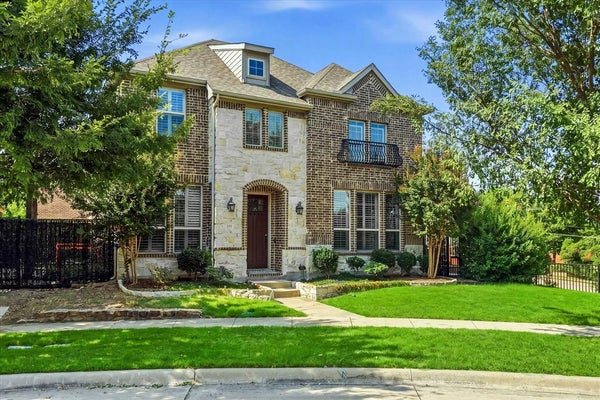 291 MOORLAND DR, RICHARDSON, TX 75080 - Image 8ba2a54ca2d139ee47f2af7cfd23fa41/939435278