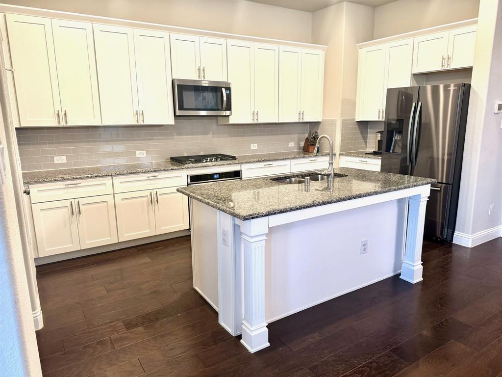 Valencia On The Lake Ph 1 - Residential Lease