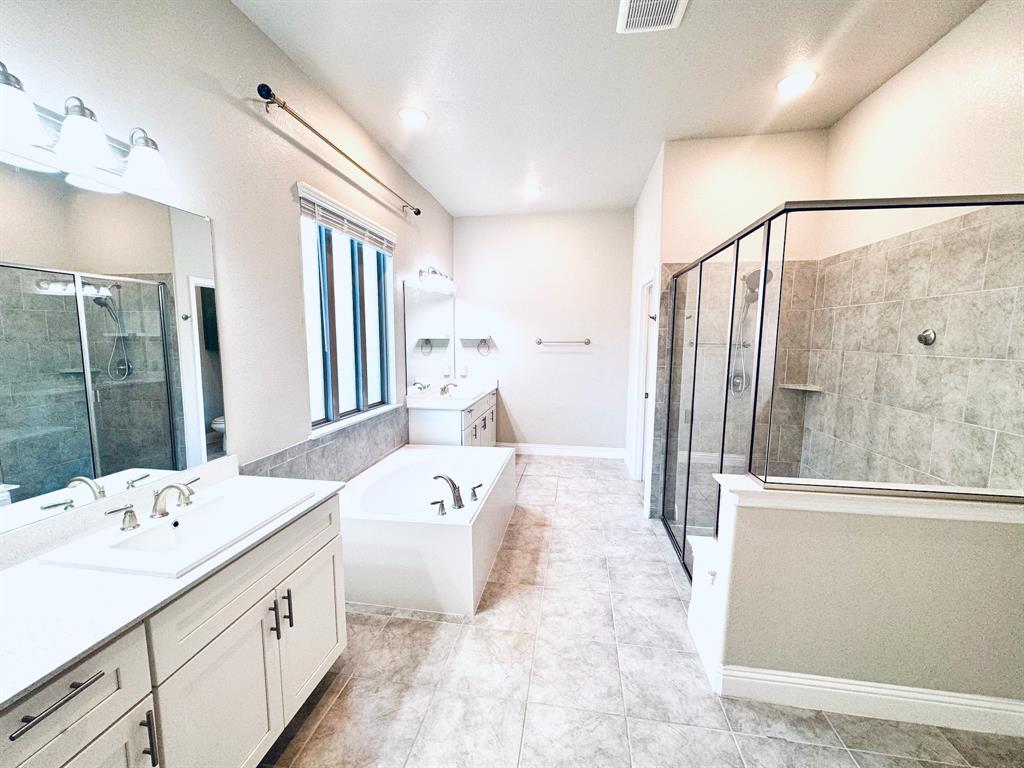 Valencia On The Lake Ph 1 - Residential Lease