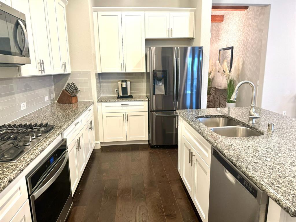 Valencia On The Lake Ph 1 - Residential Lease