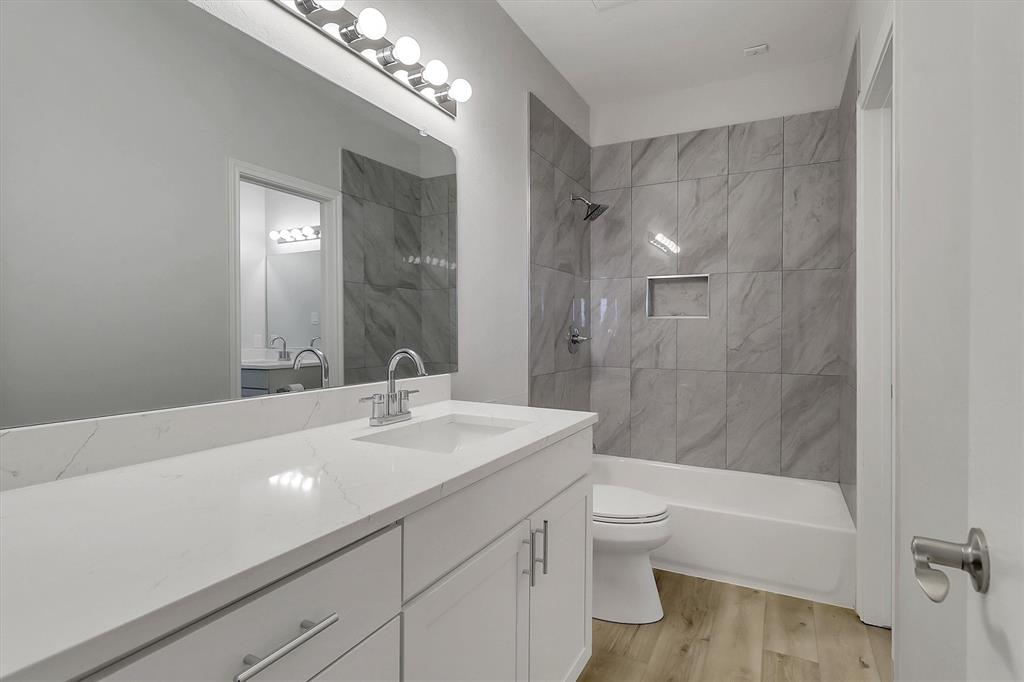 Keller Spgs Condos - Residential