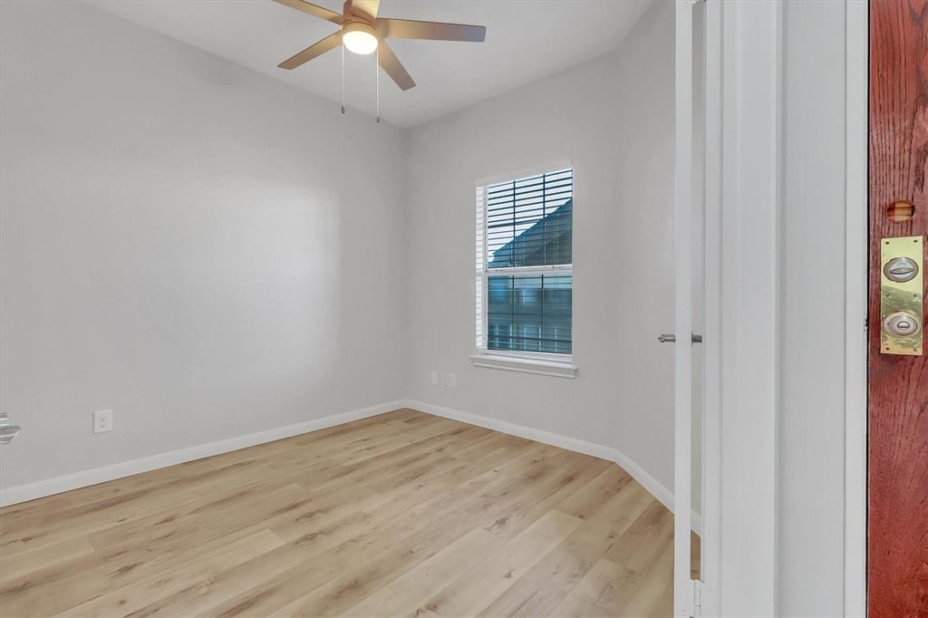 Keller Spgs Condos - Residential