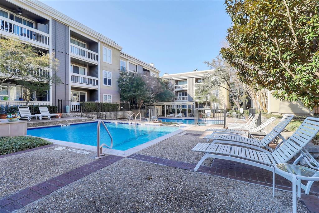 Keller Spgs Condos - Residential