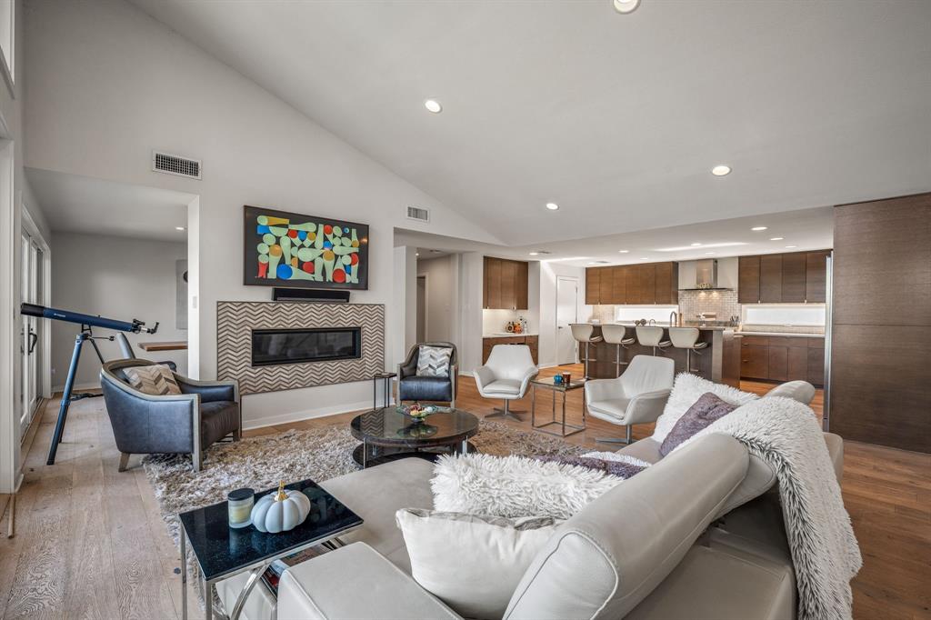 Lake Country Estates Add - Residential