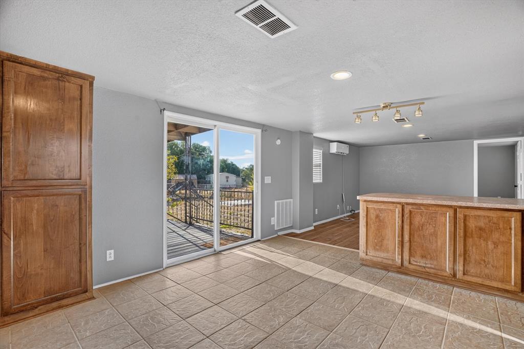 3205 Oak Hill Drive