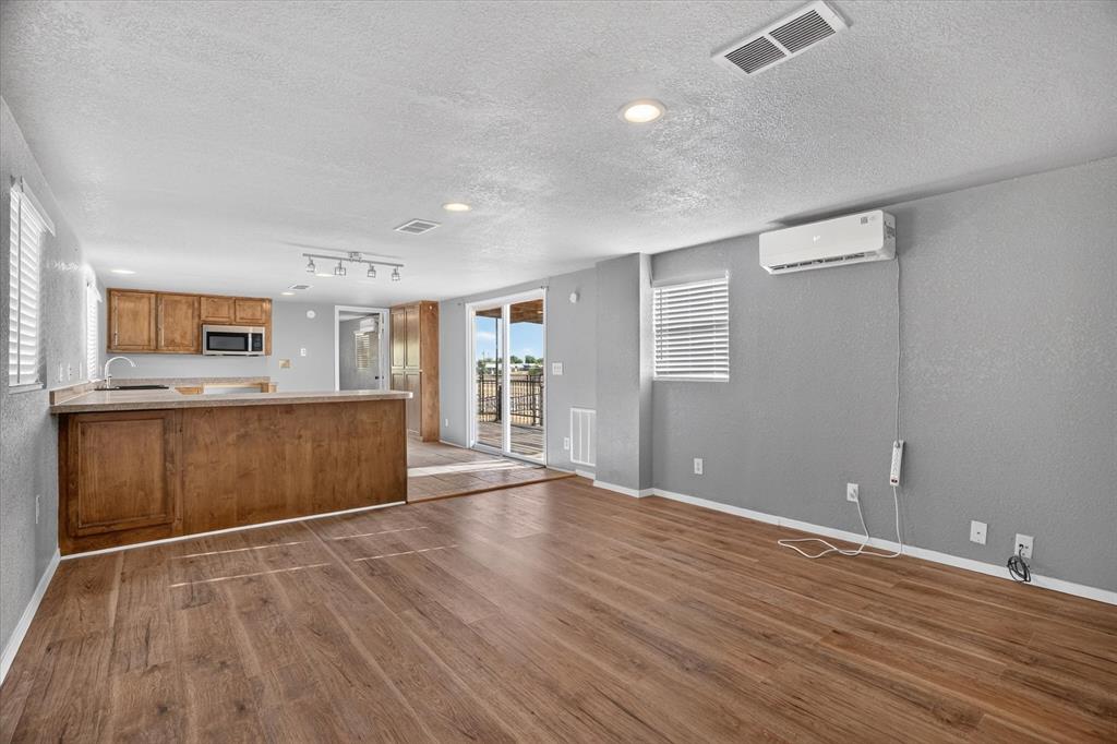3205 Oak Hill Drive