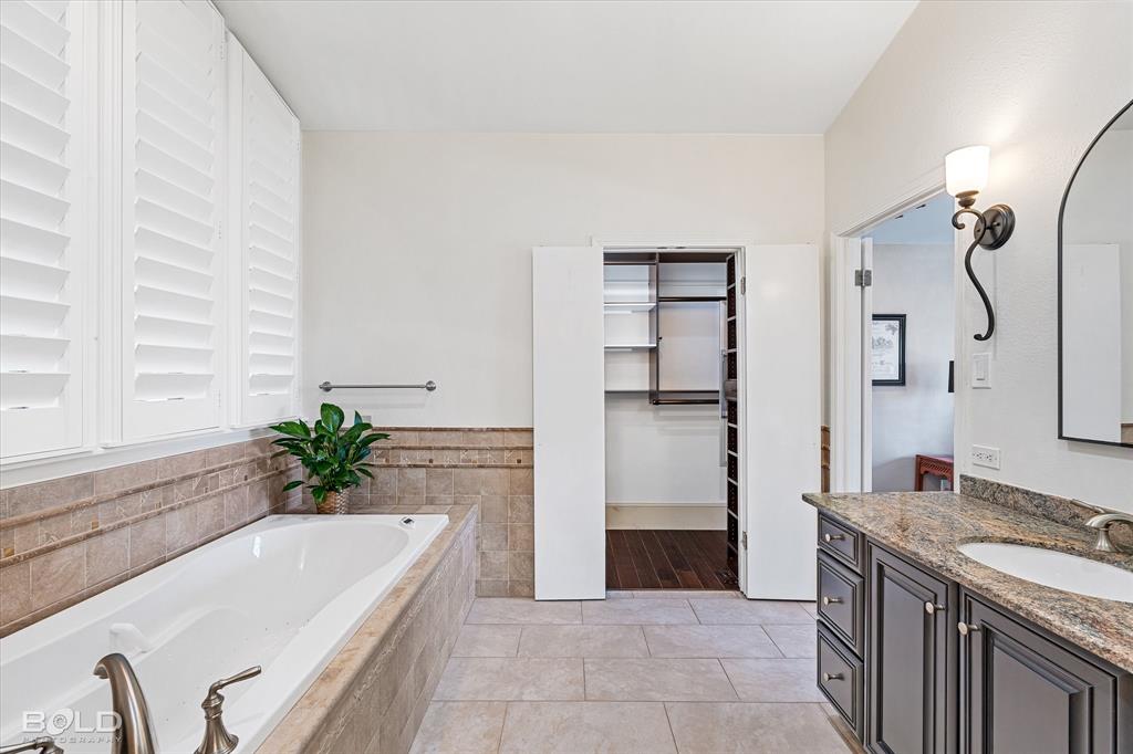 Shreveport, Louisiana 71119, United States, 4 Bedrooms Bedrooms, ,4 BathroomsBathrooms,Residential,Active,120758