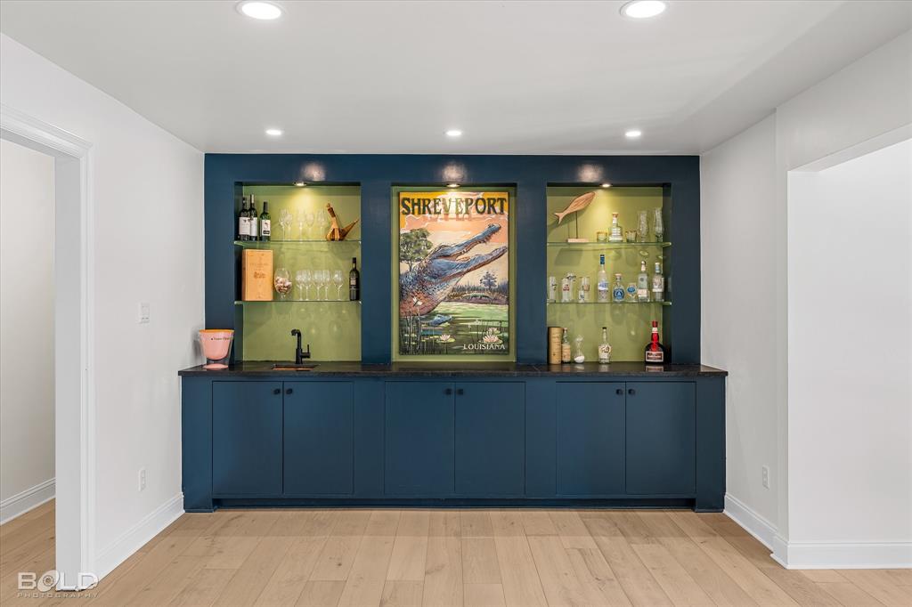 Shreveport, Louisiana 71119, United States, 4 Bedrooms Bedrooms, ,4 BathroomsBathrooms,Residential,Active,120758