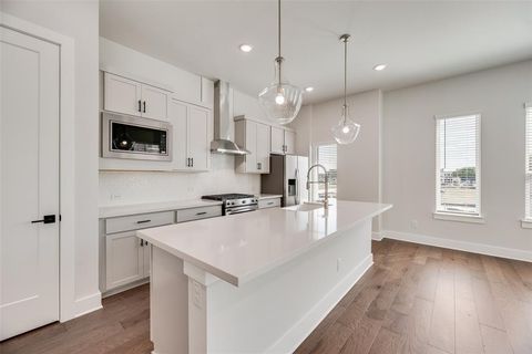 Tiny photo for 901 Ash Road, Plano, TX 75075 (MLS # 21279536)