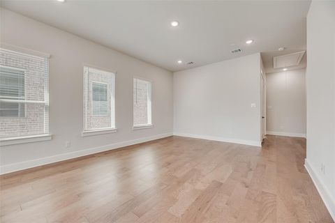 Tiny photo for 901 Ash Road, Plano, TX 75075 (MLS # 21279536)