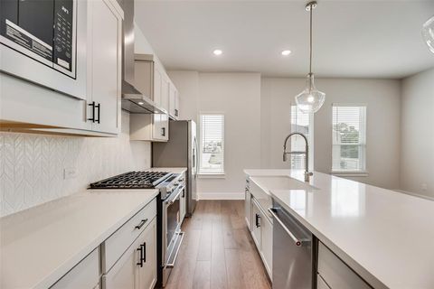 Tiny photo for 901 Ash Road, Plano, TX 75075 (MLS # 21279536)