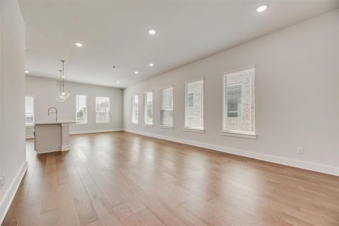 Tiny photo for 901 Ash Road, Plano, TX 75075 (MLS # 21279536)