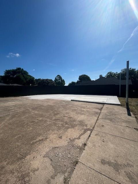 1601 Dorchester Drive