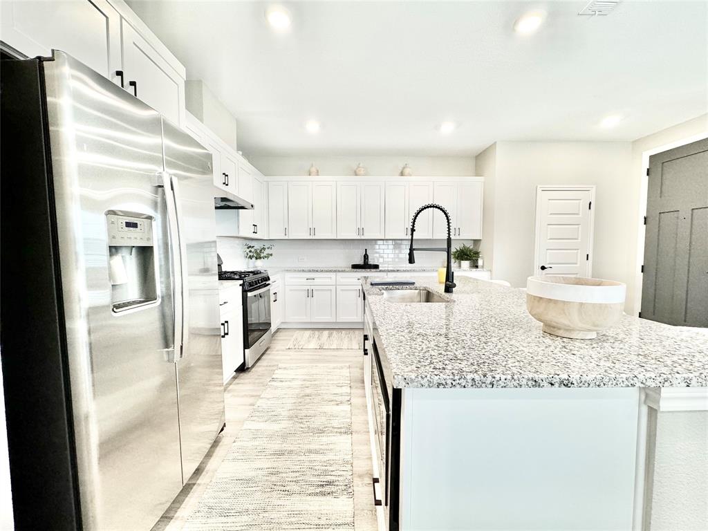 BB LIVING AT THE TRIBUTE - Residential Lease