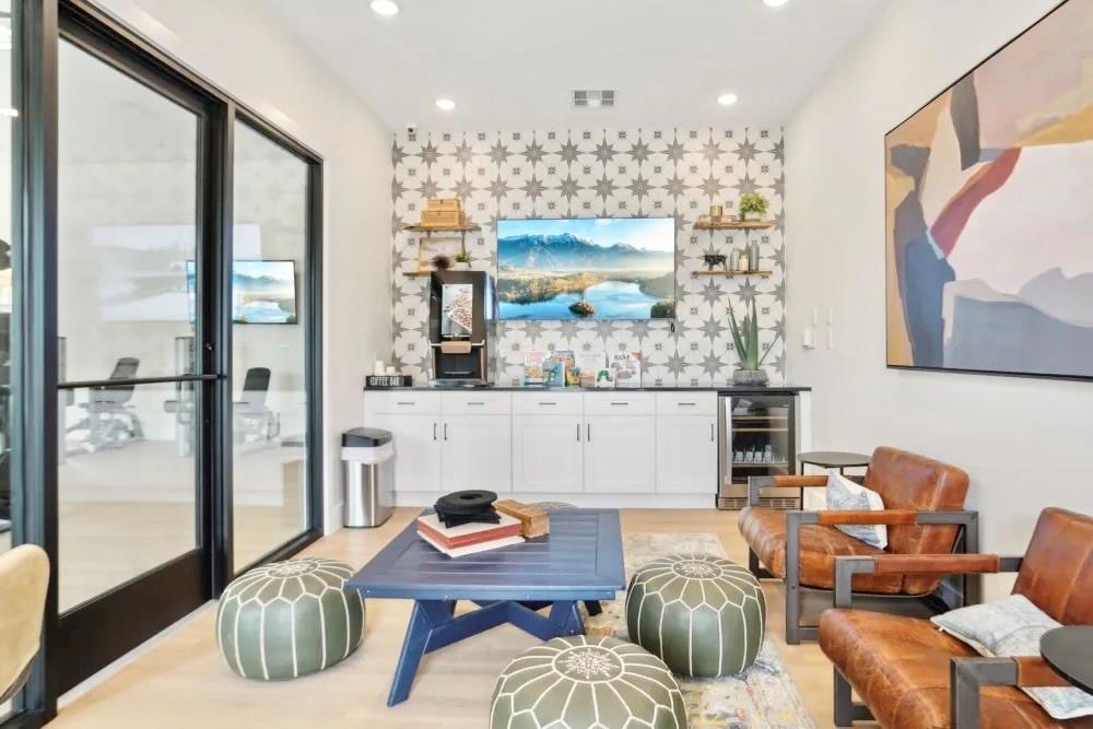 BB LIVING AT THE TRIBUTE - Residential Lease