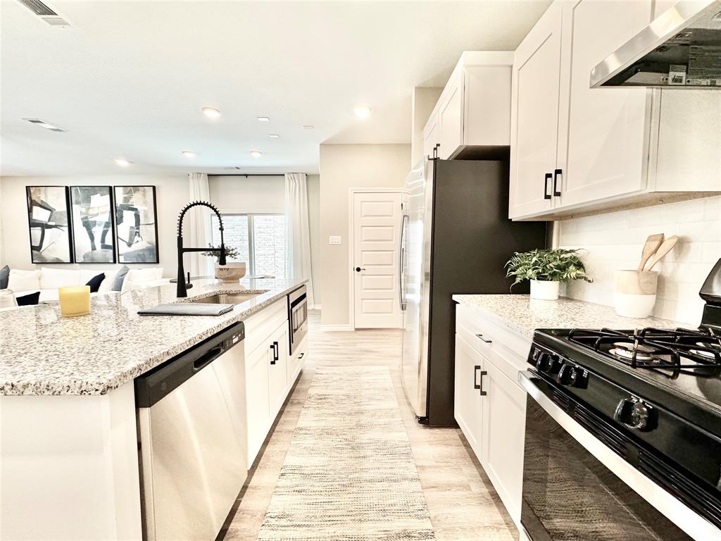 BB LIVING AT THE TRIBUTE - Residential Lease