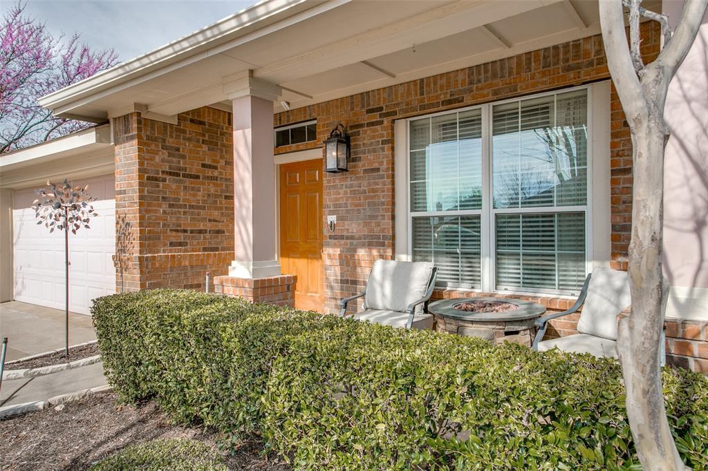 Photo 2 of 25 of 201 Bluefinch Drive house