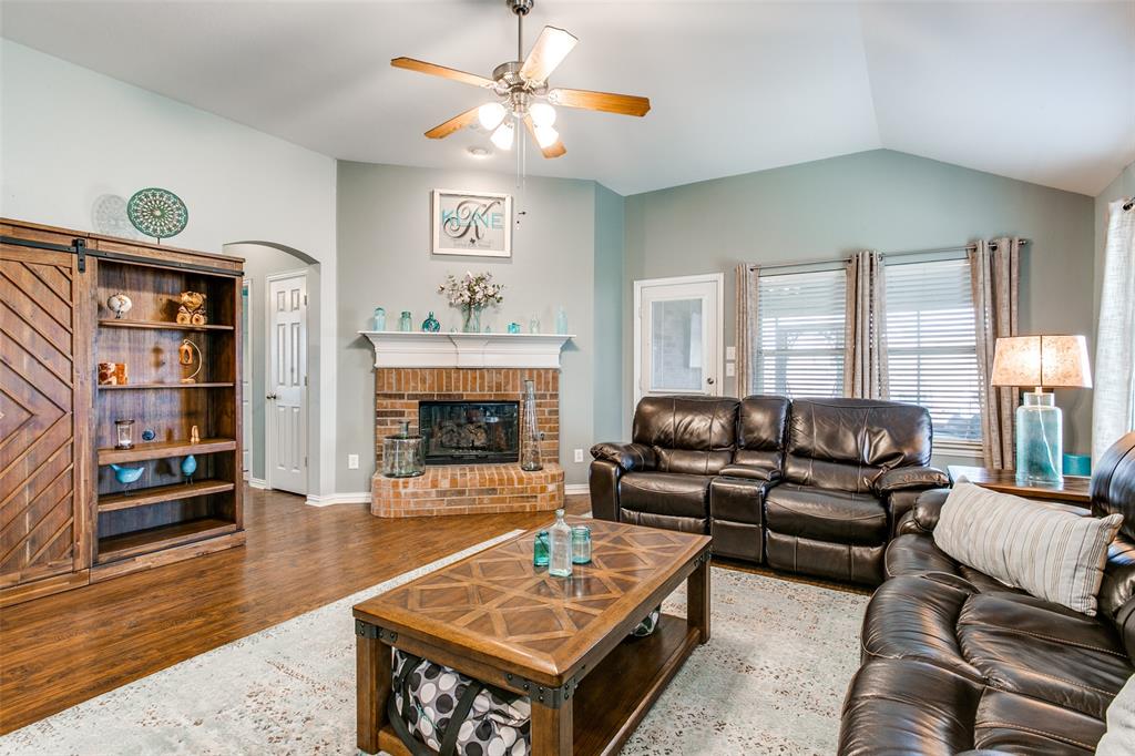 Photo 5 of 25 of 201 Bluefinch Drive house