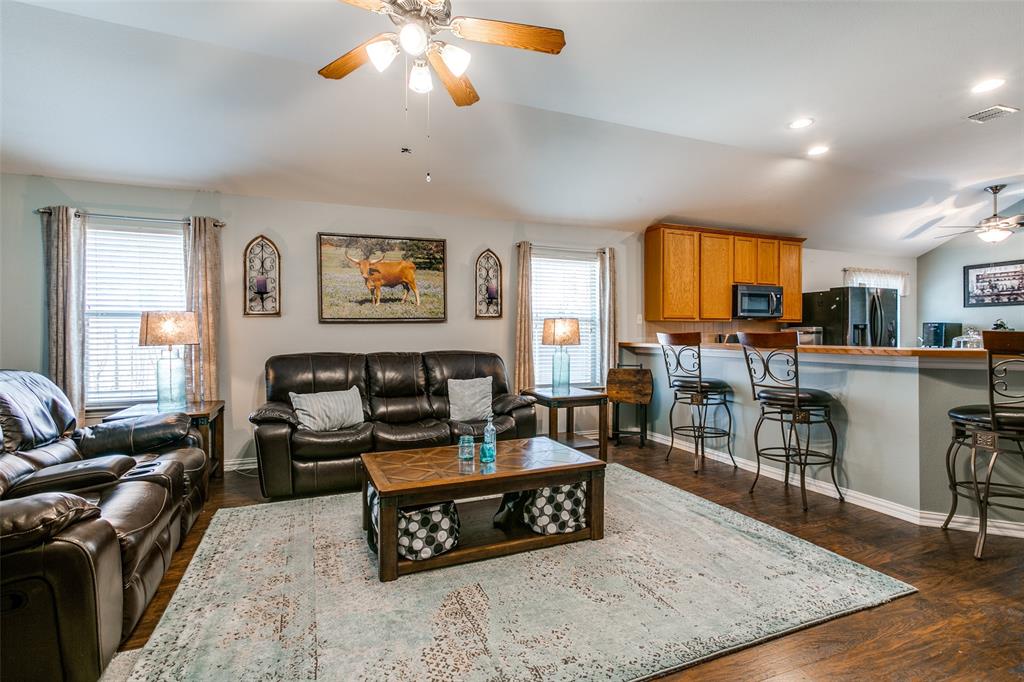 Photo 6 of 25 of 201 Bluefinch Drive house
