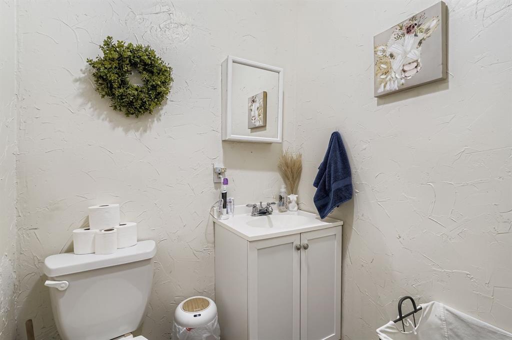 La Junta - Residential