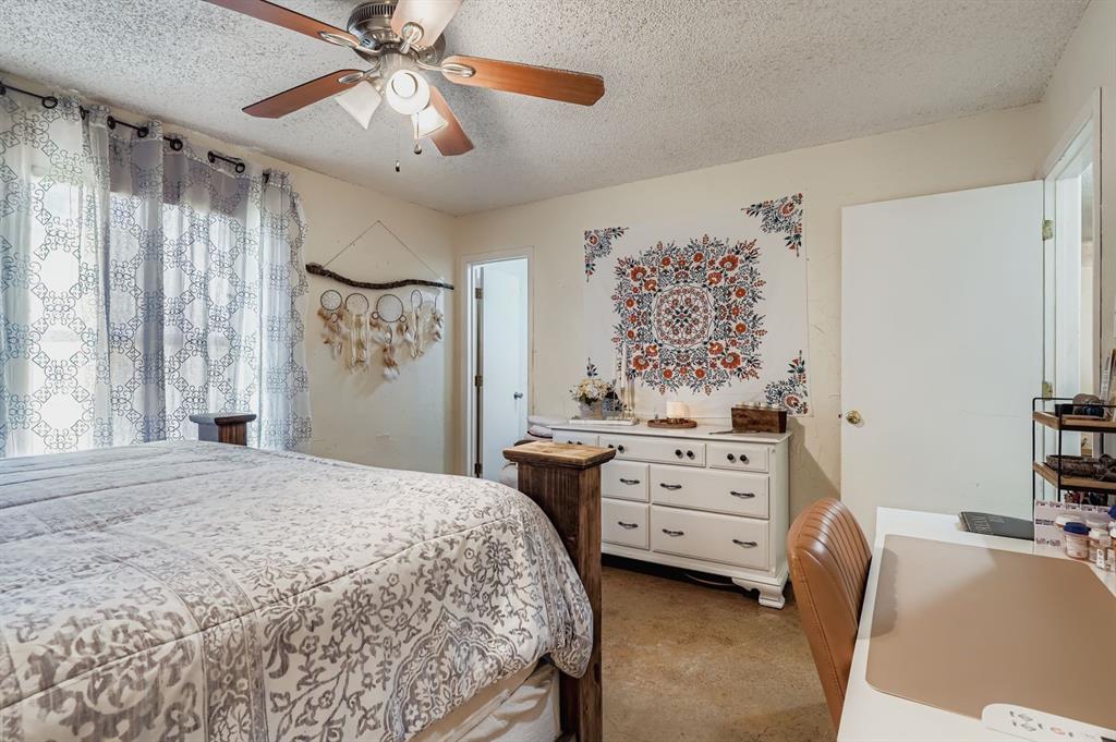 La Junta - Residential