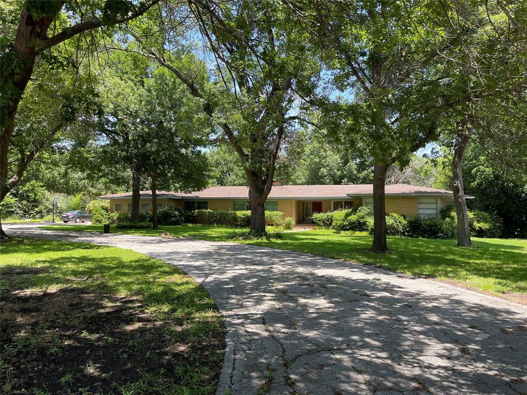 1508 N Buckner Boulevard