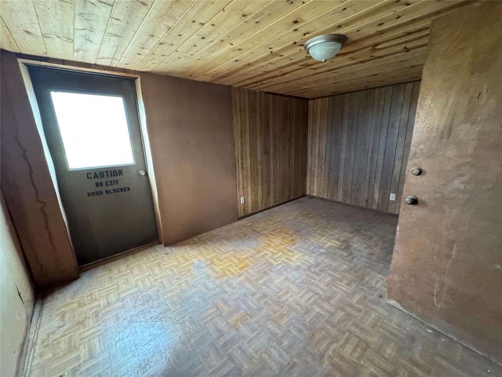 MADDEN, JAMES - Commercial Sale