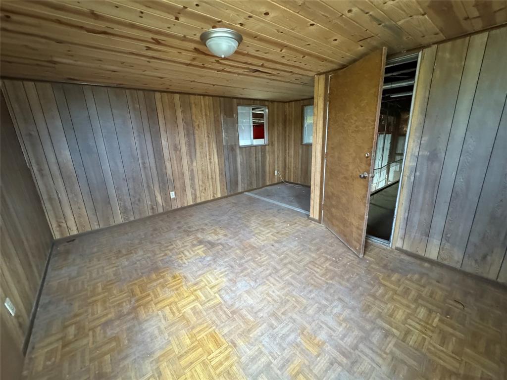 MADDEN, JAMES - Commercial Sale