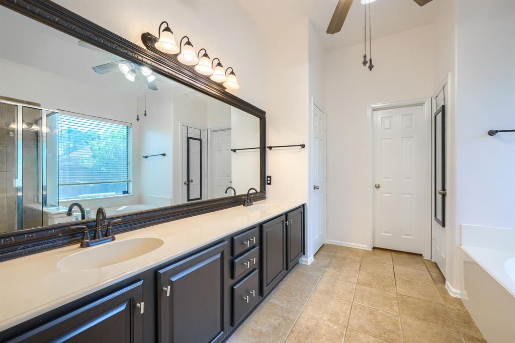 Mira Lagos B - Residential