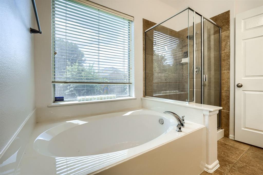 Mira Lagos B - Residential