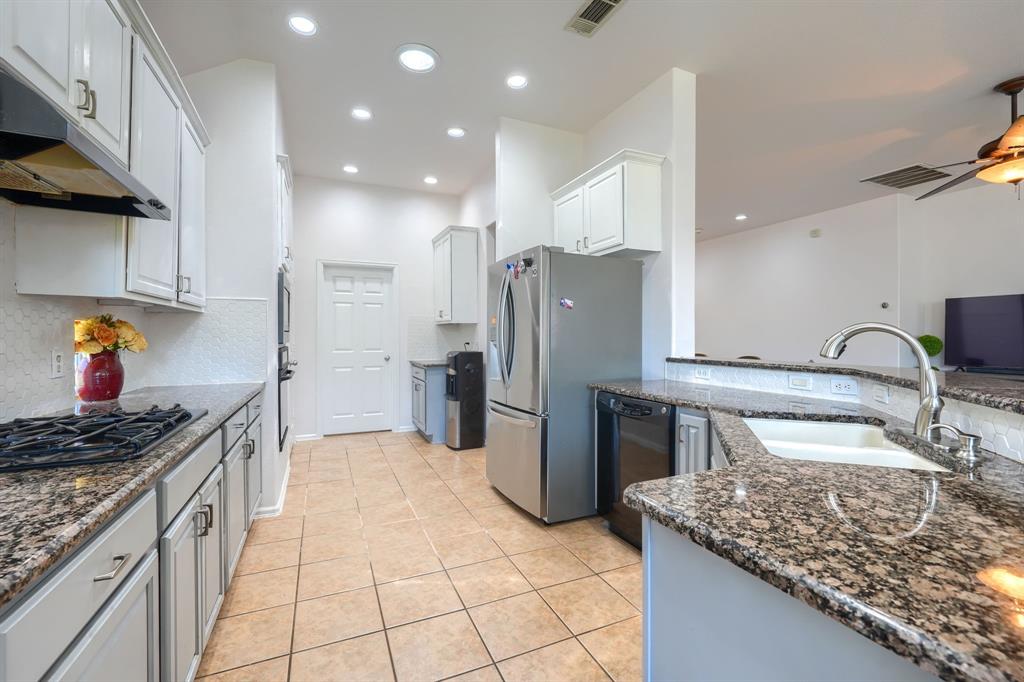 Mira Lagos B - Residential