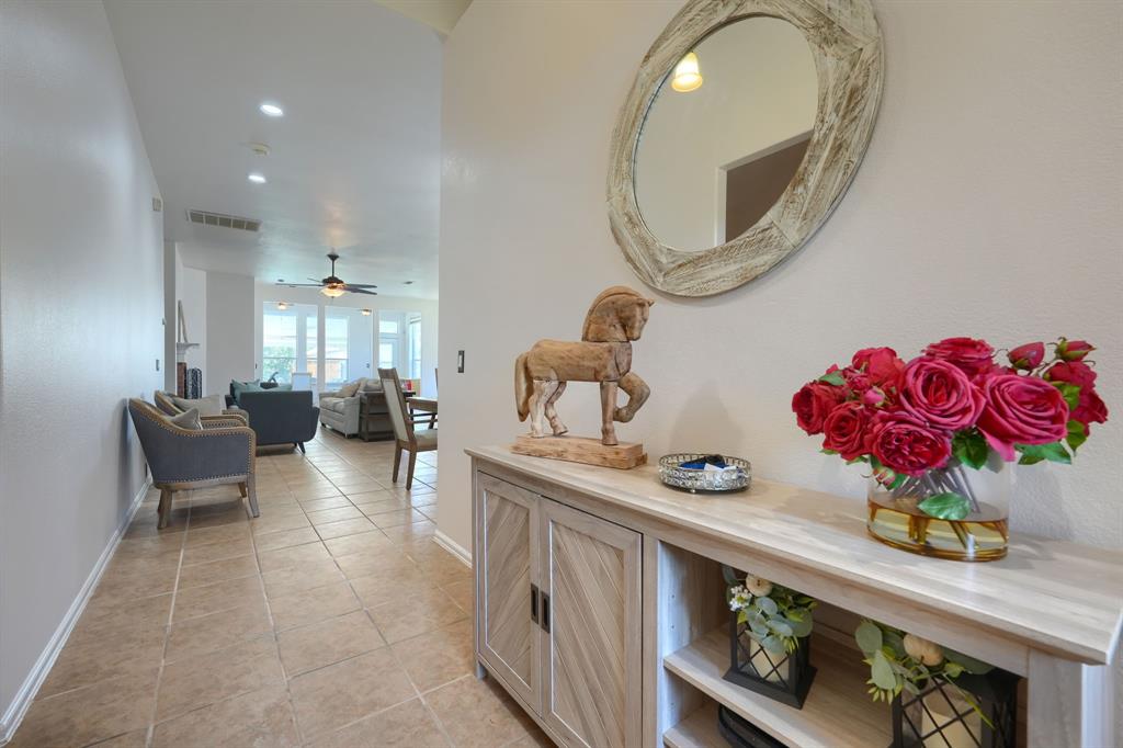 Mira Lagos B - Residential